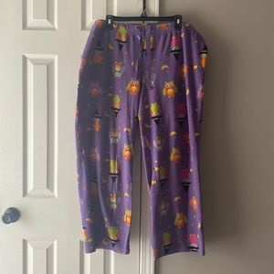 2x women’s Halloween pajama pants